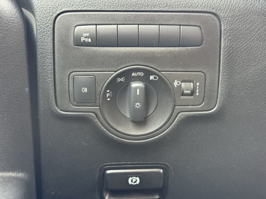 Mercedes-Benz eVito 112 eVito 66 kWh L2 286km WLTP 96,7% (SOH) Snelladen Laadkabel Carplay Climate control Cruise con... ActivLease financial lease