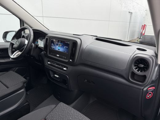 Mercedes-Benz eVito 112 Pro 66kWh Facelift 286km WLTP Snelladen L2H1 Climate Control Adaptieve Cruise Mercedes ME Car... ActivLease financial lease