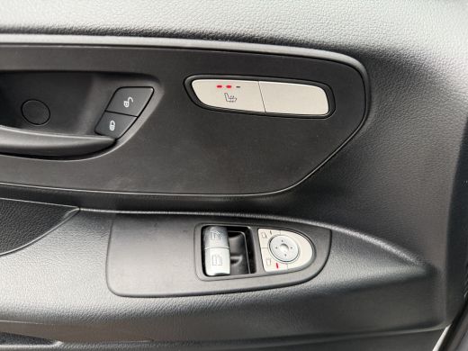 Mercedes-Benz eVito 112 Pro 66kWh Facelift 286km WLTP Snelladen L2H1 Climate Control Adaptieve Cruise Mercedes ME Car... ActivLease financial lease