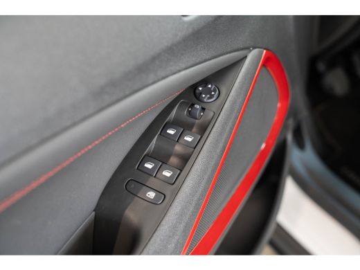 Opel Crossland 1.2 Turbo GS Line | Camera | Parkeersensoren | Apple Carplay & Android Auto | LED | Cruise Contro... ActivLease financial lease