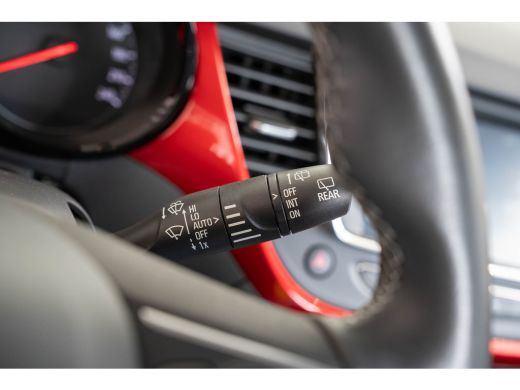 Opel Crossland 1.2 Turbo GS Line | Camera | Parkeersensoren | Apple Carplay & Android Auto | LED | Cruise Contro... ActivLease financial lease