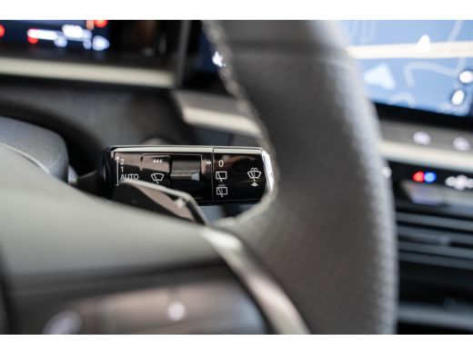 Opel Grandland 1.6 Turbo Plug-in-Hybrid Business Edition | Trekhaak | 20 Inch LM | Head-up | Panoramadak | Focal... ActivLease financial lease
