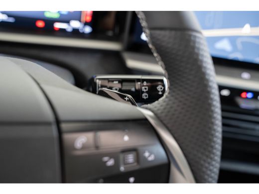 Opel Grandland 1.6 Turbo Plug-in-Hybrid Business Edition | Trekhaak | 20 Inch LM | Head-up | Panoramadak | Focal... ActivLease financial lease