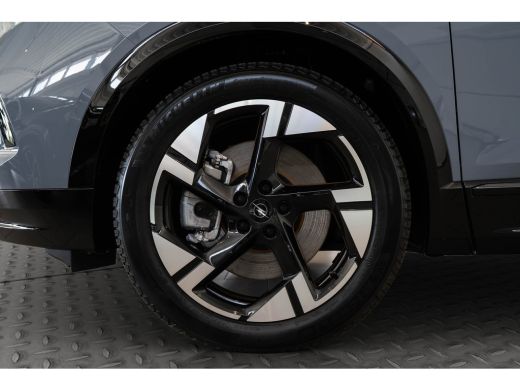 Opel Grandland 1.6 Turbo Plug-in-Hybrid Business Edition | Trekhaak | 20 Inch LM | Head-up | Panoramadak | Focal... ActivLease financial lease