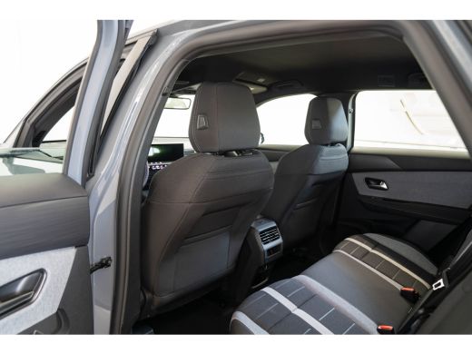 Opel Grandland 1.6 Turbo Plug-in-Hybrid Edition | Trekhaak | Stoel & Stuurverwarming | All Season Banden | 7.4 K... ActivLease financial lease