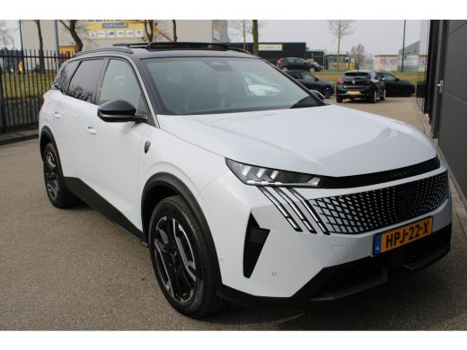 Peugeot 5008 1.6 Plug-in Hybrid 195 GT | Automaat | Panorama/schuifdak | Luxe stoelen | Origineel NL auto | 7... ActivLease financial lease