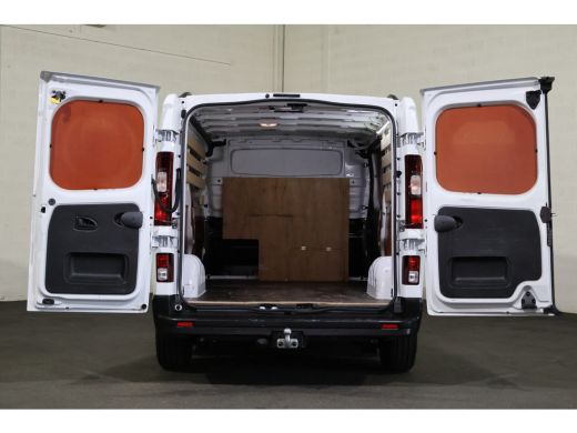 Renault Trafic 2.0 Blue dCi 150pk L2 H1 Airco Navigatie ActivLease financial lease