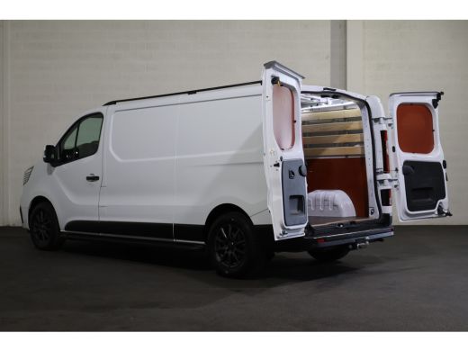 Renault Trafic 2.0 Blue dCi 150pk L2 H1 Airco Navigatie ActivLease financial lease
