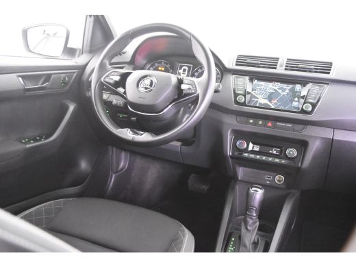 Skoda Fabia Combi TSI Ambition DSG *1ste Eigenaar*Navigatie*Camera*Carplay* ActivLease financial lease
