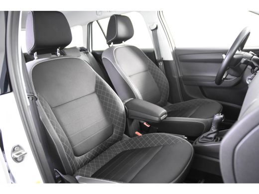 Skoda Fabia Combi TSI Ambition DSG *1ste Eigenaar*Navigatie*Camera*Carplay* ActivLease financial lease