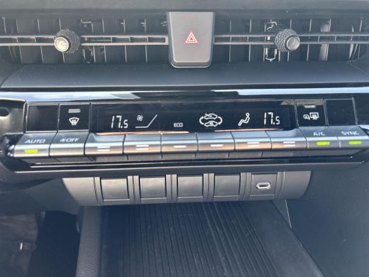 Toyota C-HR 1.8 Hybrid 140 Dynamic | All-in prijs | Apple/Android | Camera | Cruise Control | Parkeersensoren | ActivLease financial lease