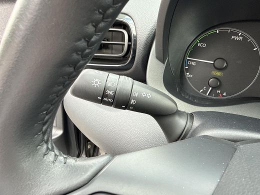 Toyota Yaris 1.5 Hybrid 115 Active | Apple CarPlay/Android auto | Stoel en stuurverwarming | Achteruitrijcamera ActivLease financial lease