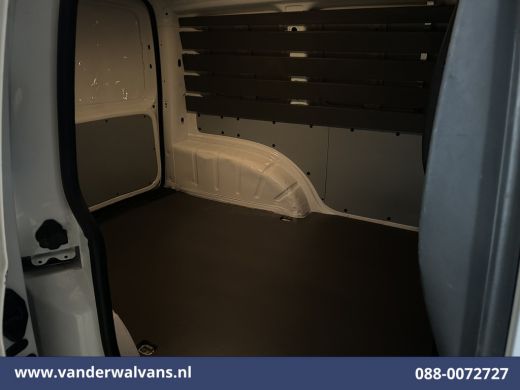 Volkswagen Caddy 2.0 TDI 102pk L1H1 Euro6 Airco | Imperiaal | 1500kg Trekhaak | Cruisecontrol Parkeersensoren ActivLease financial lease