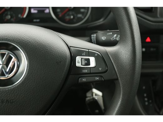 Volkswagen Crafter 2.0 TDI L3H3 177PK | 3000kg Trekgew. | DSG | Airco | Cruise | Camera | Carplay | 3 Zits | Trekhaak ActivLease financial lease