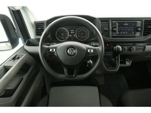 Volkswagen Crafter 2.0 TDI L3H3 177PK | 3000kg Trekgew. | DSG | Airco | Cruise | Camera | Carplay | 3 Zits | Trekhaak ActivLease financial lease