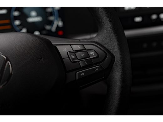 Volkswagen e-Transporter Bestelwagen L2 64kWh | Dubbele Schuifdeur | 4-Seizoenen banden | Trekhaak | Laadruimte betimmering ActivLease financial lease