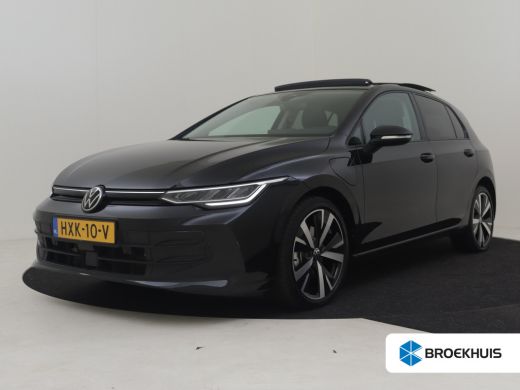 Volkswagen Golf 1.5 eHybrid Life Edition 204Pk DSG/AUTO | Glazen panorama-dak | Achteruitrijcamera | Cruise contr...