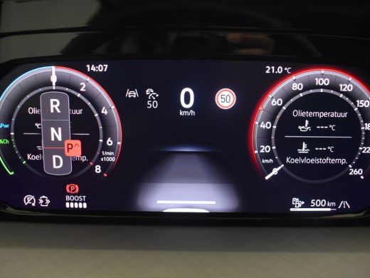 Volkswagen Golf 1.5 eHybrid Life Edition 204Pk DSG/AUTO | Glazen panorama-dak | Achteruitrijcamera | Cruise contr... ActivLease financial lease