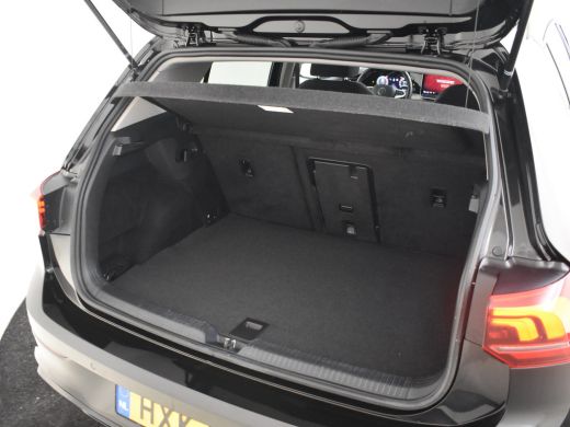 Volkswagen Golf 1.5 eHybrid Life Edition 204Pk DSG/AUTO | Glazen panorama-dak | Achteruitrijcamera | Cruise contr... ActivLease financial lease