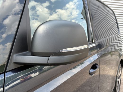 Volkswagen ID. Buzz Cargo Cargo 77kWh 204PK Cruise Trekhaak Carplay Camera Voorruitverwarming ActivLease financial lease