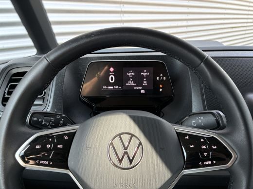 Volkswagen ID. Buzz Cargo Cargo 77kWh 204PK Cruise Trekhaak Carplay Camera Voorruitverwarming ActivLease financial lease