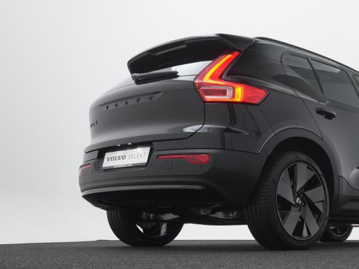 Volvo  EX40 Twin AWD Plus Black Edition | 360&deg; Camera | Panoramadak | Harman/Kardon | Nubuck | BLIS | Adaptiv... ActivLease financial lease