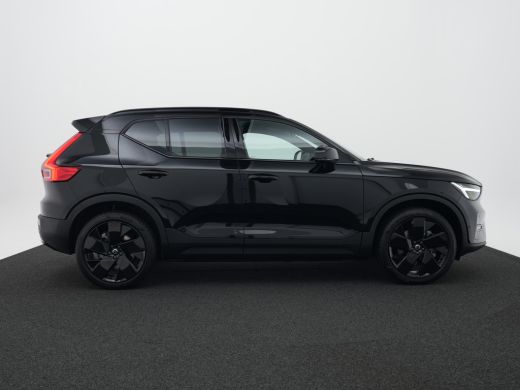Volvo  EX40 Twin AWD Plus Black Edition | 360&deg; Camera | Panoramadak | Harman/Kardon | Nubuck | BLIS | Adaptiv... ActivLease financial lease