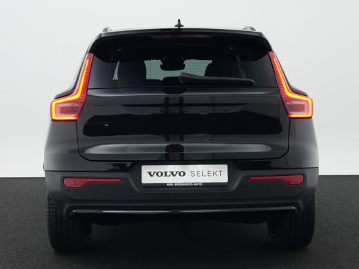 Volvo  EX40 Twin AWD Plus Black Edition | 360&deg; Camera | Panoramadak | Harman/Kardon | Nubuck | BLIS | Adaptiv... ActivLease financial lease