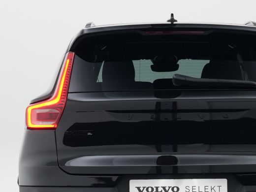 Volvo  EX40 Twin AWD Plus Black Edition | 360&deg; Camera | Panoramadak | Harman/Kardon | Nubuck | BLIS | Adaptiv... ActivLease financial lease