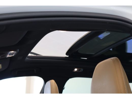 Volvo  XC60 T8 405PK AWD Inscription | Luchtvering | 22" | Massage/ventilatie | 360&deg; | Head Up Display ActivLease financial lease
