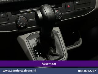 Volkswagen Transporter 2.0 TDI 150pk Automaat L1H1 Inrichting Euro6 Airco | Navigatie | Apple Carplay | Cruisecontrol An...