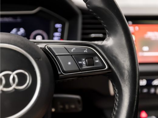 Audi A1 Sportback Sportback 25 TFSI Sport (APPLE CARPLAY, CLIMATE, PARKEERSENSOREN, SPORTSTOELEN, LM VELGEN, ARMSTE... ActivLease financial lease