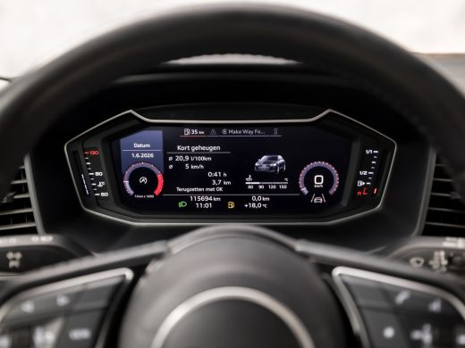 Audi A1 Sportback Sportback 25 TFSI Sport (APPLE CARPLAY, CLIMATE, PARKEERSENSOREN, SPORTSTOELEN, LM VELGEN, ARMSTE... ActivLease financial lease