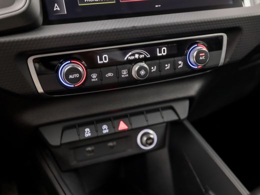 Audi A1 Sportback Sportback 25 TFSI Sport (APPLE CARPLAY, CLIMATE, PARKEERSENSOREN, SPORTSTOELEN, LM VELGEN, ARMSTE... ActivLease financial lease
