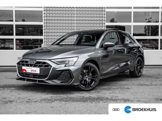 Audi A3 Sportback 40 TFSI e S edition | Panoramadak | Sonos | Head Up Display | Stoelverwarming | Achteru...