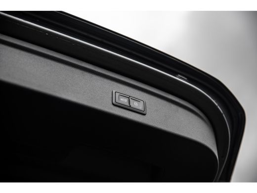 Audi A3 Sportback 40 TFSI e S edition | Panoramadak | Sonos | Head Up Display | Stoelverwarming | Achteru... ActivLease financial lease