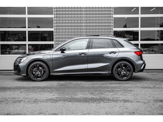Audi A3 Sportback 40 TFSI e S edition | Panoramadak | Sonos | Head Up Display | Stoelverwarming | Achteru... ActivLease financial lease