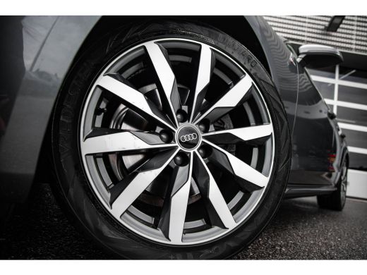 Audi A4 Avant 35 TFSI S edition Competition | Stoelverwarming | Audi Sound System | Sensoren Voor + Achter | ActivLease financial lease