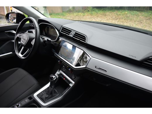 Audi Q3 35TFSI 150PK S-TRONIC PRO LINE STOELVERW VIRTUAL/PDC/NAVI ActivLease financial lease