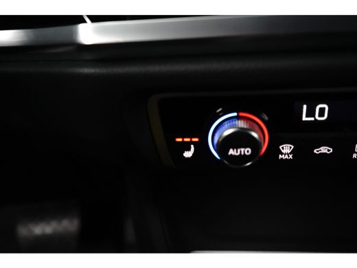 Audi Q3 45 TFSI e Advanced Edition 245pk | Leder | Navi | Winterpakket ActivLease financial lease