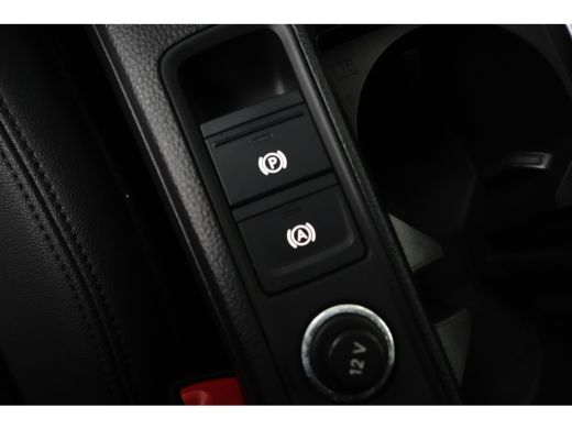 Audi Q3 45 TFSI e Advanced Edition 245pk | Leder | Navi | Winterpakket ActivLease financial lease