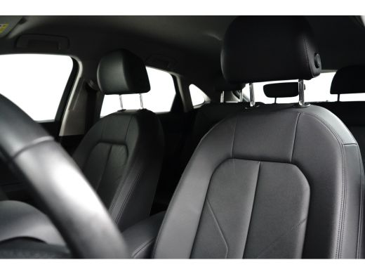 Audi Q3 45 TFSI e Advanced Edition 245pk | Leder | Navi | Winterpakket ActivLease financial lease
