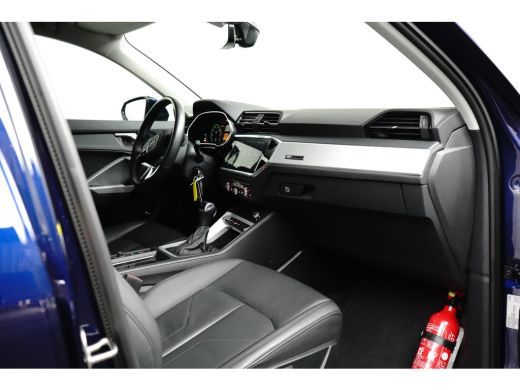 Audi Q3 45 TFSI e Advanced Edition 245pk | Leder | Navi | Winterpakket ActivLease financial lease