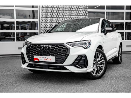 Audi Q3 45 TFSI e S line Leder | Panoramadak ActivLease financial lease