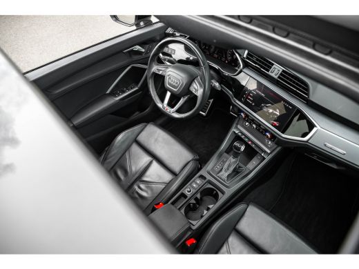 Audi Q3 45 TFSI e S line Leder | Panoramadak ActivLease financial lease