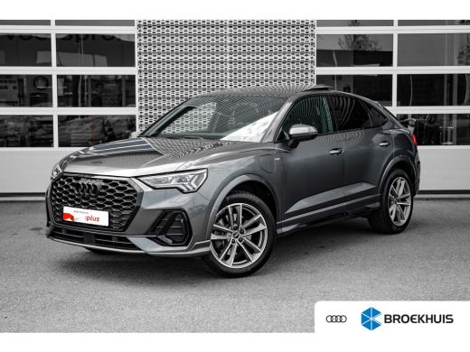 Audi Q3 45 TFSI e S line | Panoramadak | Stoelverwarming | 360 camera |