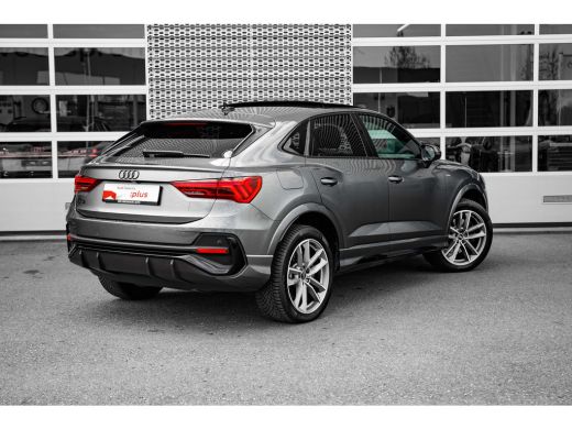 Audi Q3 45 TFSI e S line | Panoramadak | Stoelverwarming | 360 camera | ActivLease financial lease