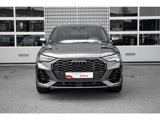 Audi Q3 45 TFSI e S line | Panoramadak | Stoelverwarming | 360 camera | ActivLease financial lease