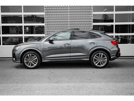 Audi Q3 45 TFSI e S line | Panoramadak | Stoelverwarming | 360 camera | ActivLease financial lease
