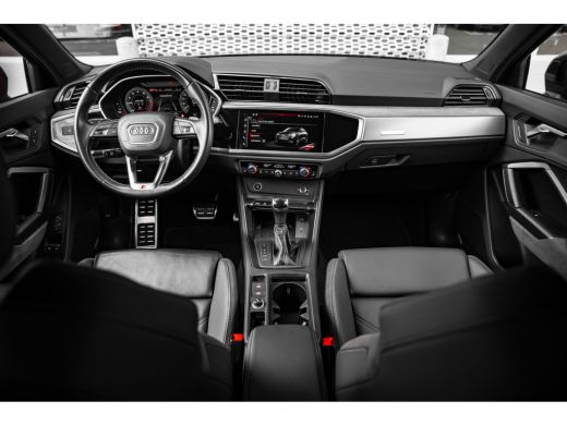 Audi Q3 45 TFSI e S line | Panoramadak | Stoelverwarming | 360 camera | ActivLease financial lease